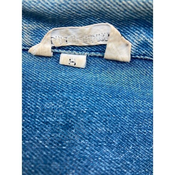 Vintage 90’s medium wash jeans jacket - Picture 7 of 7